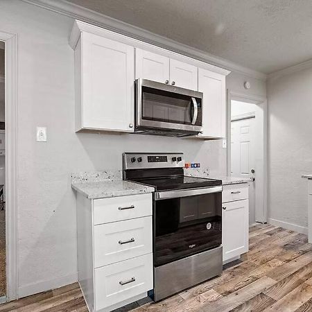 Cute Entire Small House With Large Yard! Pets Welcome! West Valley City Eksteriør billede